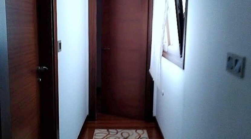 24-pasillo