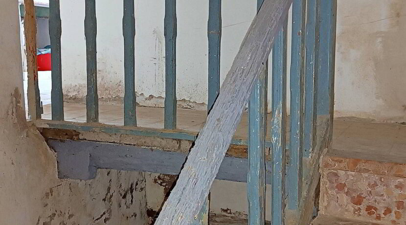 11-escalera