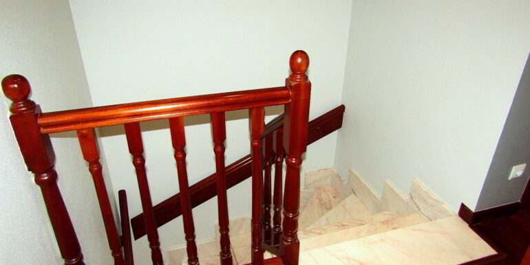 19-escalera
