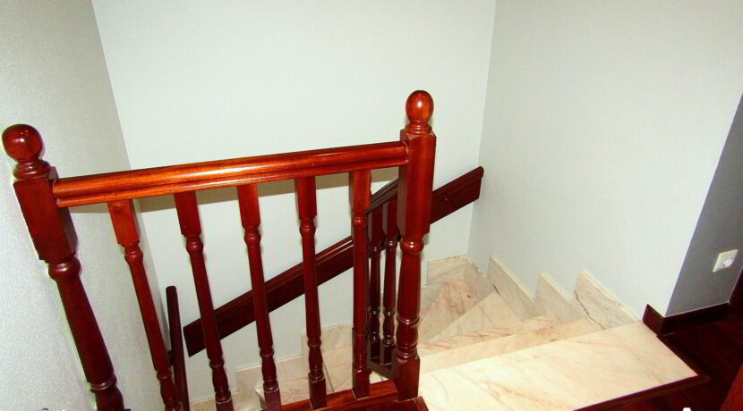 19-escalera