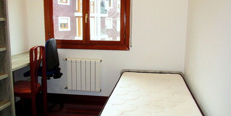 27-habitacion2