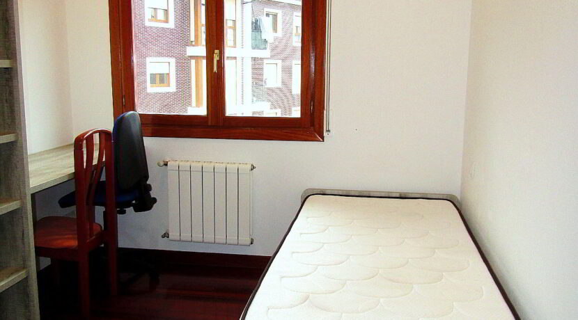 27-habitacion2