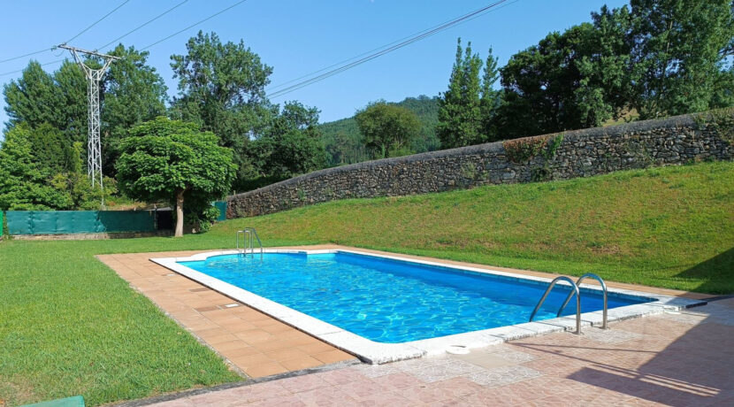 67-piscina
