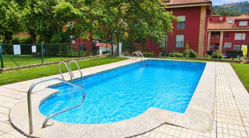 73-piscina